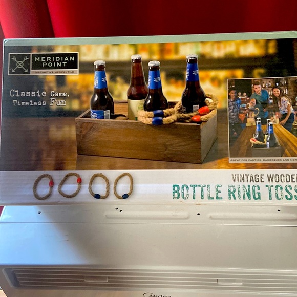 Vintage wooden Bottle ring toss game - Picture 1 of 4